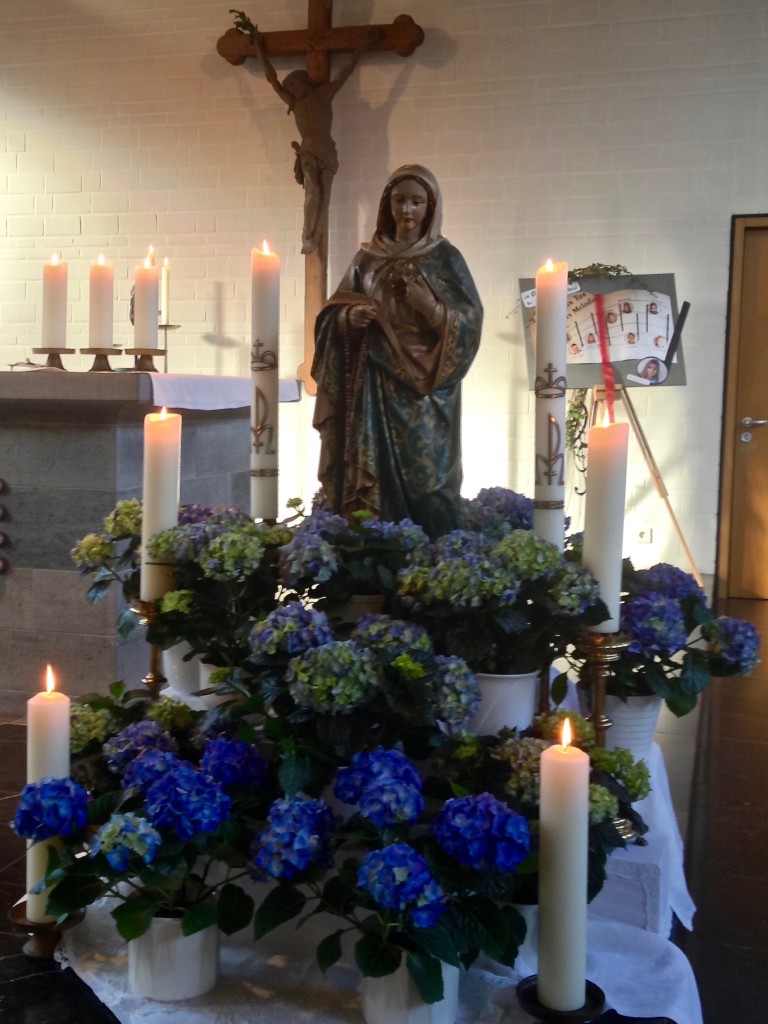 Marienaltar in der Pfarrkirche "St. Michael"